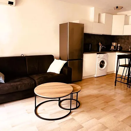 Apartamento Spacieux Avec Terrasse, à 150m De La Antibes